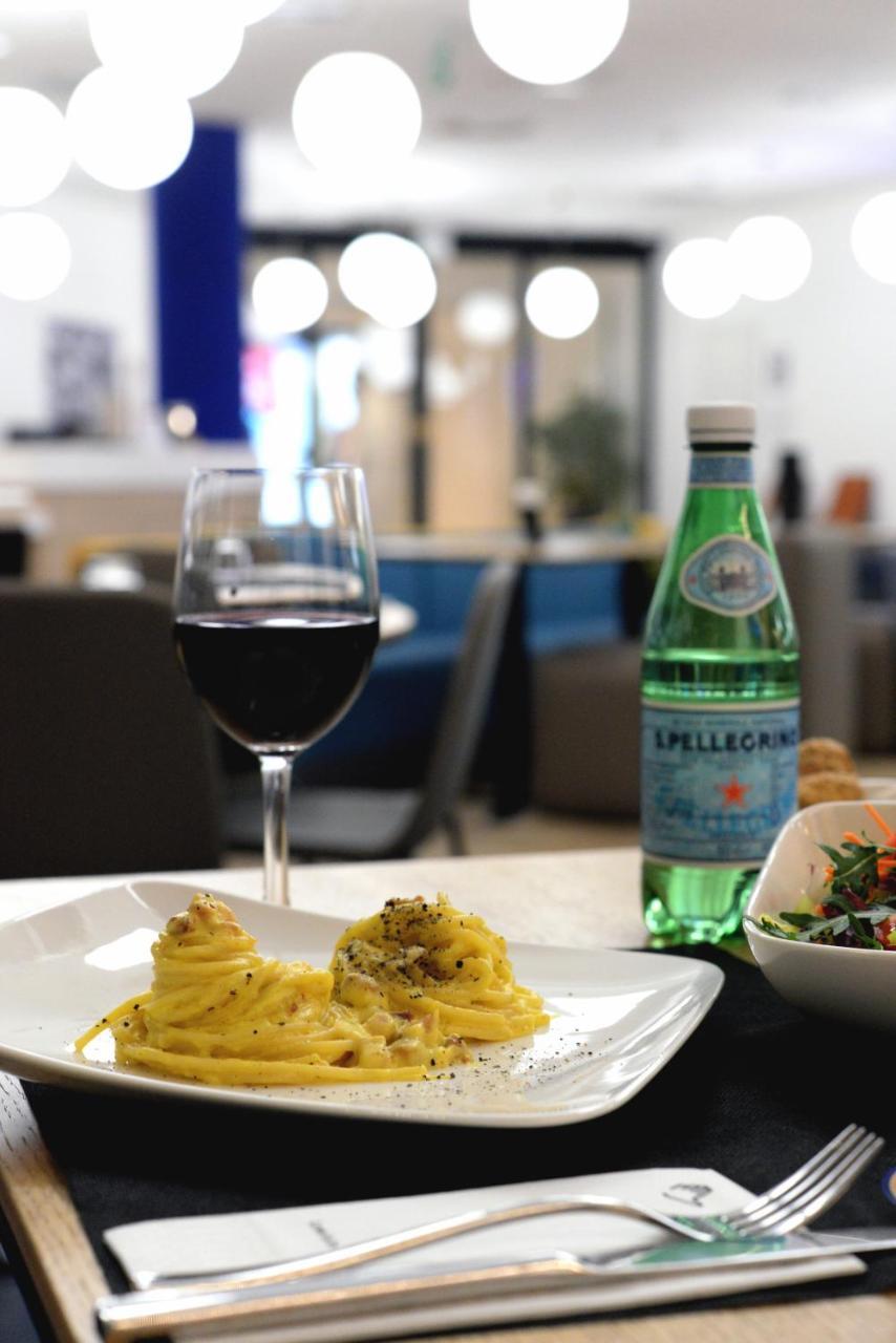 Air Rooms Rome Airport By Hellosky Fiumicino Esterno foto